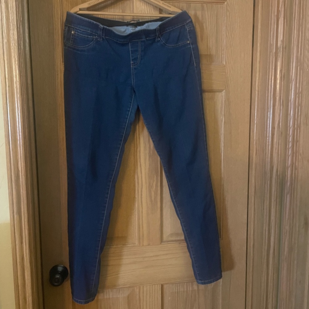 Maternity jeans
